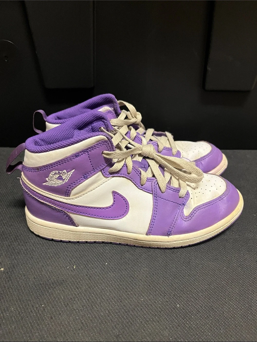 Air Jordan 1 Mid GS Size 3Y Purple White Kids Youth Sneakers DQ8424-511 (B11)